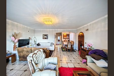 Casa à venda com 303m², 3 quartos e 5 vagasSala