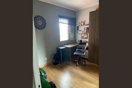 Quarto de apartamento à venda com 3 quartos, 117m² em Centro, Jundiaí