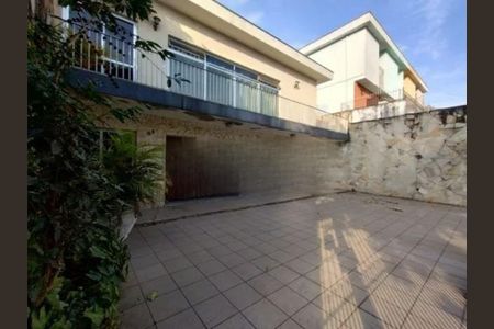 Casa à venda com 300m², 4 quartos e 7 vagas
