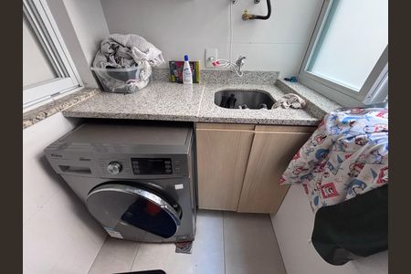Apartamento à venda com 76m², 3 quartos e 1 vaga Apartamento à venda com 76m², 3 quartos e 1 vagaÁrea de Serviço