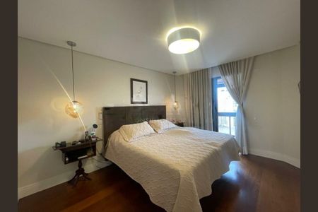 Apartamento à venda com 276m², 4 quartos e 3 vagas
