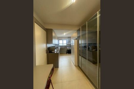 Apartamento à venda com 276m², 4 quartos e 3 vagas