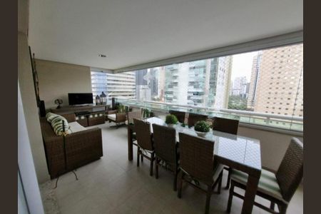 Apartamento à venda com 147m², 4 quartos e 2 vagas