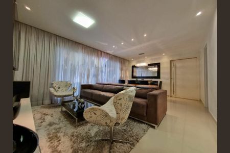 Apartamento à venda com 147m², 4 quartos e 2 vagas