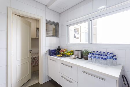 Apartamento à venda com 277m², 2 quartos e 4 vagas Apartamento à venda com 277m², 2 quartos e 4 vagasÁrea de Serviço
