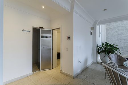 Apartamento à venda com 277m², 2 quartos e 4 vagas Apartamento à venda com 277m², 2 quartos e 4 vagasSaúna