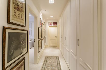 Apartamento à venda com 277m², 2 quartos e 4 vagas Apartamento à venda com 277m², 2 quartos e 4 vagasCorredor