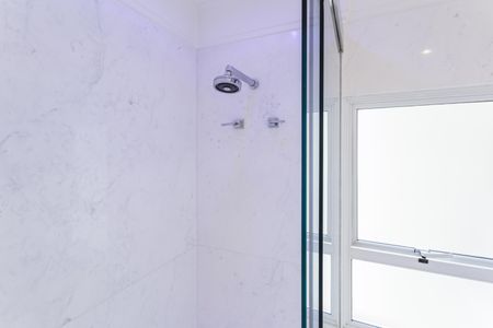 Apartamento à venda com 277m², 2 quartos e 4 vagas Apartamento à venda com 277m², 2 quartos e 4 vagasBanheiro da Suíte 2