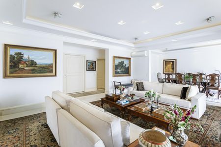 Apartamento à venda com 277m², 2 quartos e 4 vagas Apartamento à venda com 277m², 2 quartos e 4 vagasSala