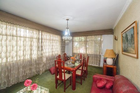 Sala 1 de casa à venda com 6 quartos, 900m² em Vila Valqueire, Rio de Janeiro