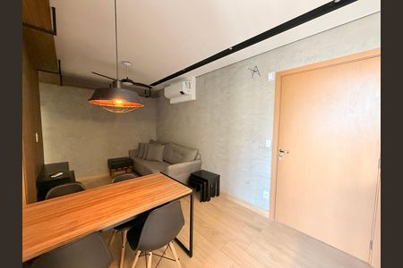 Sala de apartamento para alugar com 2 quartos, 55m² em Jardim do Lago, Jundiaí