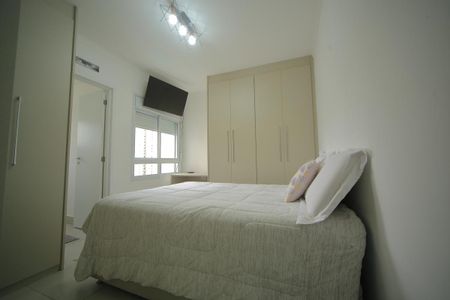 Apartamento à venda com 78m², 2 quartos e 2 vagasSuíte 