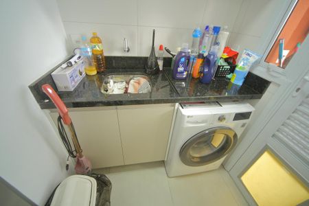 Apartamento à venda com 78m², 2 quartos e 2 vagasÁrea de Serviço