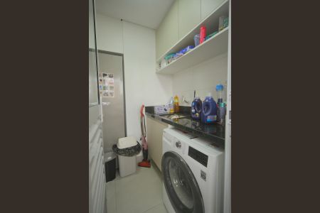 Apartamento à venda com 78m², 2 quartos e 2 vagasÁrea de Serviço