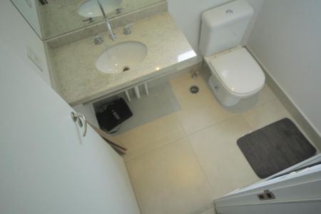 Apartamento à venda com 78m², 2 quartos e 2 vagasBanheiro da Suíte 2