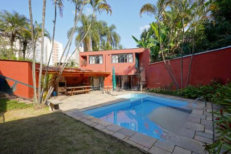 Casa à venda com 4 quartos, 345m² em Jardim Marajoara, São Paulo