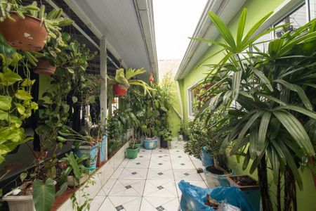 Casa à venda com 280m², 3 quartos e 1 vaga Casa à venda com 280m², 3 quartos e 1 vagaQuintal