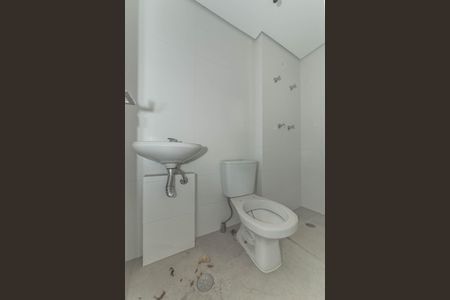 Apartamento à venda com 142m², 3 quartos e 2 vagas Apartamento à venda com 142m², 3 quartos e 2 vagasLavanderia - Banheiro