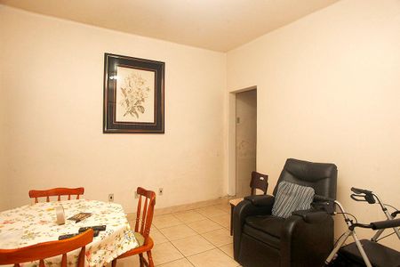Sala de casa à venda com 2 quartos, 70m² em Santana, Porto Alegre