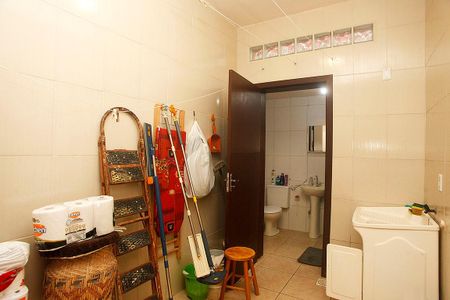 Casa à venda com 70m², 2 quartos e 1 vagaÁrea de Serviço