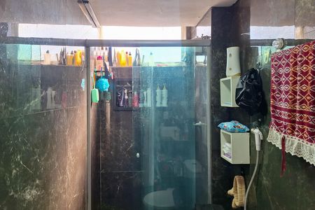 Apartamento à venda com 90m², 2 quartos e 1 vagaBanheiro