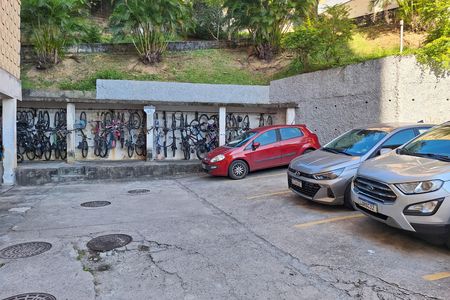 Apartamento à venda com 90m², 2 quartos e 1 vagaÁrea comum