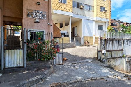 Apartamento à venda com 90m², 2 quartos e 1 vagaFachada