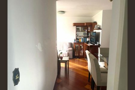 Apartamento à venda com 64m², 2 quartos e 1 vaga
