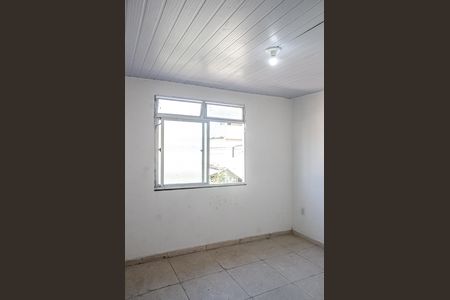 Casa para alugar com 75m², 2 quartos e sem vaga