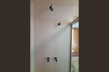 Apartamento à venda com 58m², 2 quartos e 1 vaga Apartamento à venda com 58m², 2 quartos e 1 vagaBanheiro Social