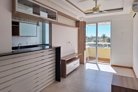 Sala de apartamento à venda com 2 quartos, 58m² em Itaipu, Niterói