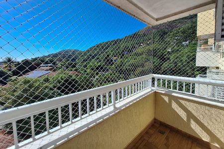 Apartamento à venda com 58m², 2 quartos e 1 vaga Apartamento à venda com 58m², 2 quartos e 1 vagaSala