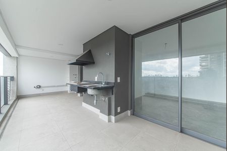 Apartamento para alugar com 186m², 3 quartos e 3 vagas Apartamento para alugar com 186m², 3 quartos e 3 vagasVaranda