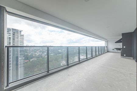 Apartamento para alugar com 186m², 3 quartos e 3 vagas Apartamento para alugar com 186m², 3 quartos e 3 vagasVaranda