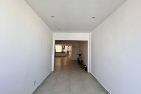 Apartamento para alugar com 120m², 3 quartos e sem vaga Apartamento para alugar com 120m², 3 quartos e sem vagaSala
