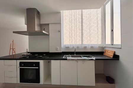 Apartamento para alugar com 120m², 3 quartos e sem vaga Apartamento para alugar com 120m², 3 quartos e sem vagaCozinha
