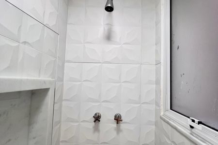Apartamento para alugar com 120m², 3 quartos e sem vaga Apartamento para alugar com 120m², 3 quartos e sem vagaBanheiro social