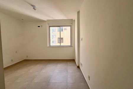 Apartamento para alugar com 120m², 3 quartos e sem vaga Apartamento para alugar com 120m², 3 quartos e sem vagaSuite