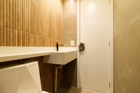 Apartamento para alugar com 38m², 2 quartos e sem vagaBanheiro