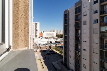 Apartamento para alugar com 38m², 2 quartos e sem vagavista área de serviço