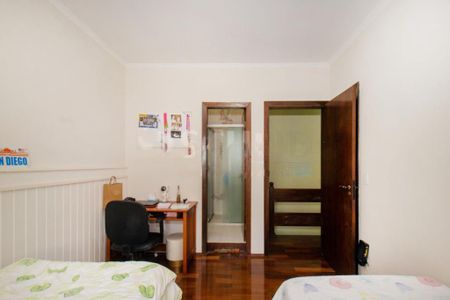 Casa à venda com 265m², 3 quartos e 3 vagas