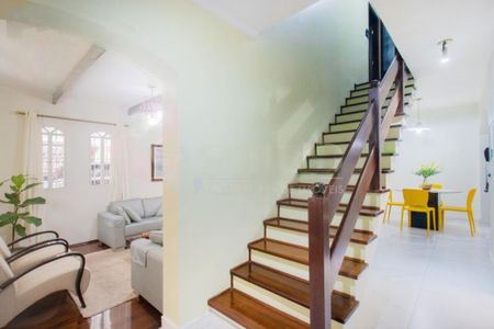 Casa à venda com 3 quartos, 265m² em Santo Amaro, São Paulo