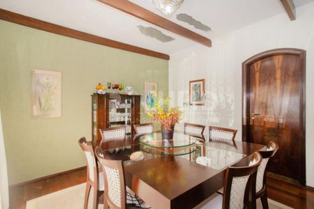 Casa à venda com 3 quartos, 265m² em Santo Amaro, São Paulo