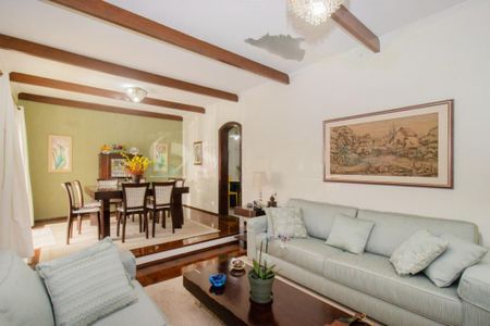 Casa à venda com 3 quartos, 265m² em Santo Amaro, São Paulo