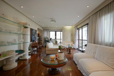 Apartamento à venda com 3 quartos, 155m² em Indianópolis, São Paulo