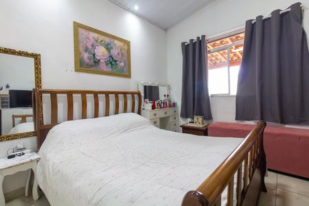 Casa à venda com 101m², 4 quartos e 3 vagas Casa à venda com 101m², 4 quartos e 3 vagasCasa 2 - Quarto 1