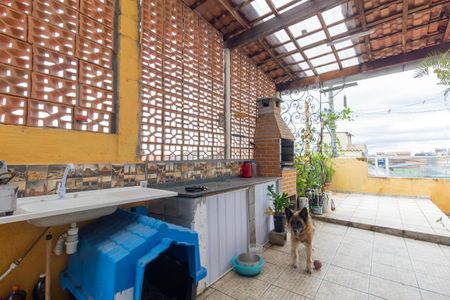 Casa à venda com 101m², 4 quartos e 3 vagas Casa à venda com 101m², 4 quartos e 3 vagasCasa 2 - Quintal e área de serviço