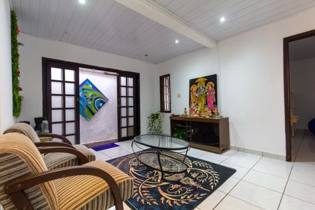 Casa 1 - Sala de casa à venda com 7 quartos, 101m² em Jardim Ponte Rasa, São Paulo