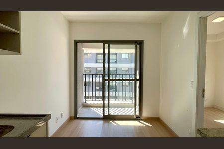 Sala de kitnet/studio para alugar com 1 quarto, 25m² em Pinheiros, São Paulo