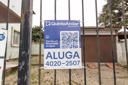 Casa à venda com 140m², 2 quartos e 2 vagas Casa à venda com 140m², 2 quartos e 2 vagasPlaquinha